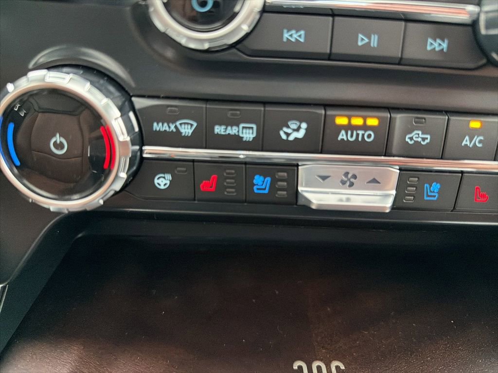 Certified 2025 Ford F150 King Ranch image 35