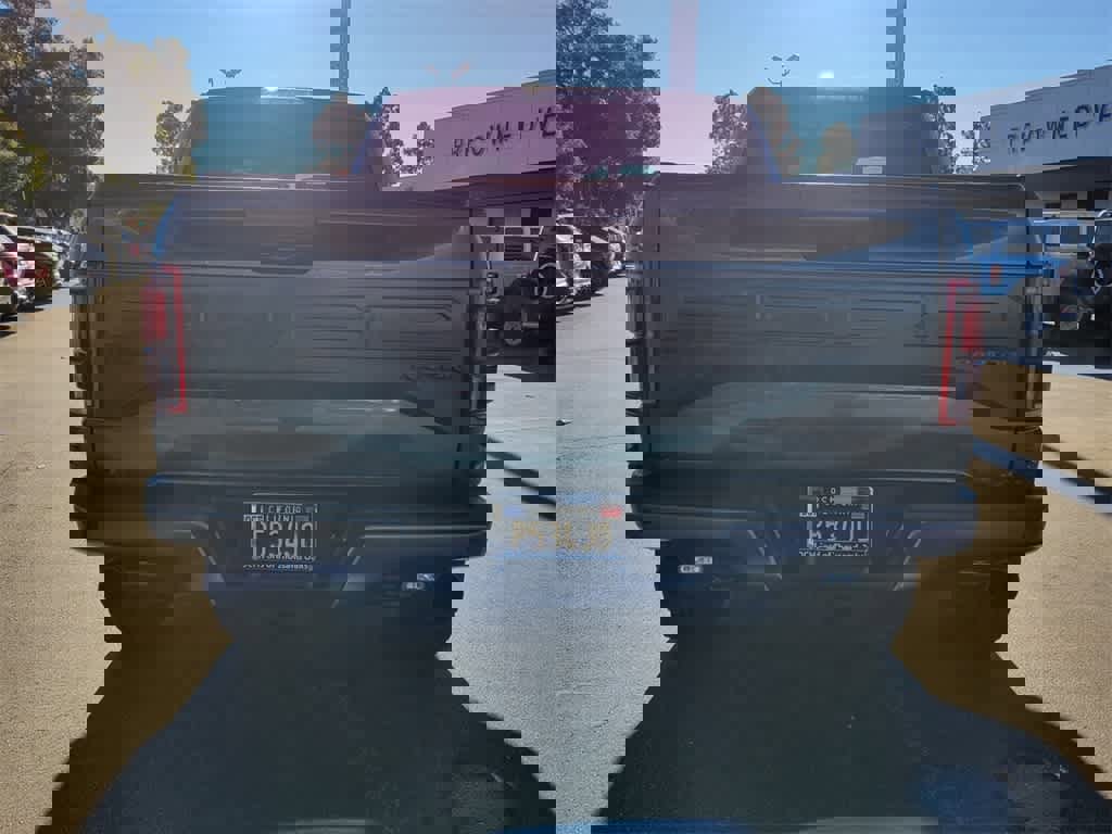 Certified 2018 Ford F150 Raptor w/ Equipment Group 802A Luxury image 3