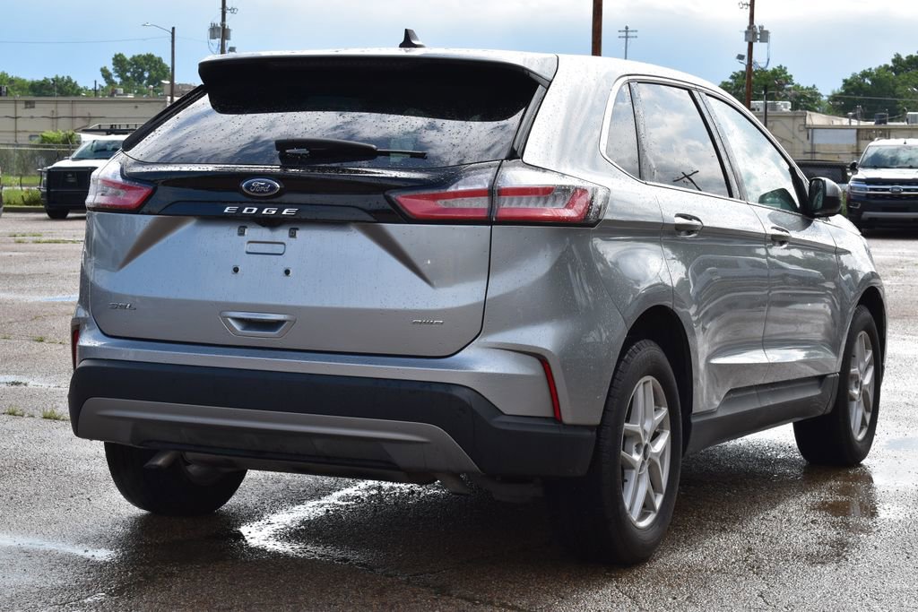 Certified 2023 Ford Edge SEL w/ Convenience Package AWD/4WD image 5