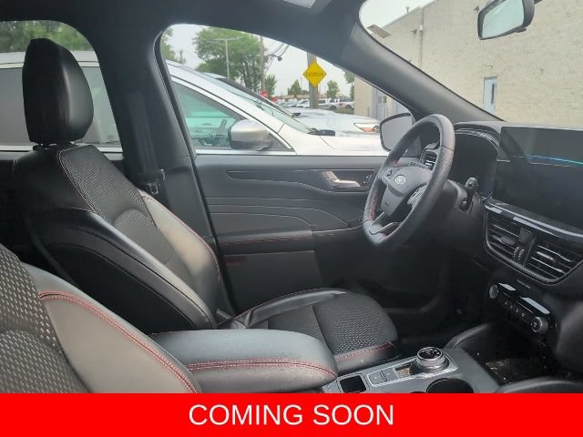 Certified 2024 Ford Escape ST-Line AWD/4WD image 10