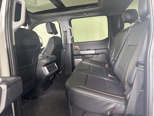 Certified 2025 Ford F450 Lariat w/ Chrome Package image 13