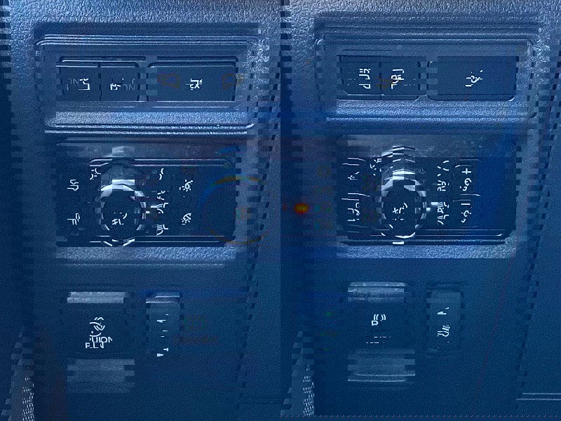 Certified 2023 Ford F150 Lariat w/ Equipment Group 502A High image 56