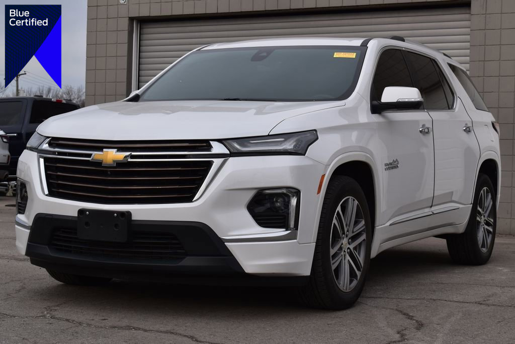 Used 2023 Chevrolet Traverse High Country image 1