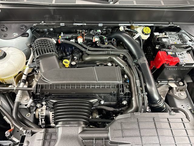 Certified 2025 Ford Maverick XLT w/ XLT Luxury Package AWD/4WD image 28