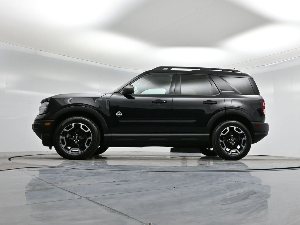 Certified 2023 Ford Bronco Sport Outer Banks image 8