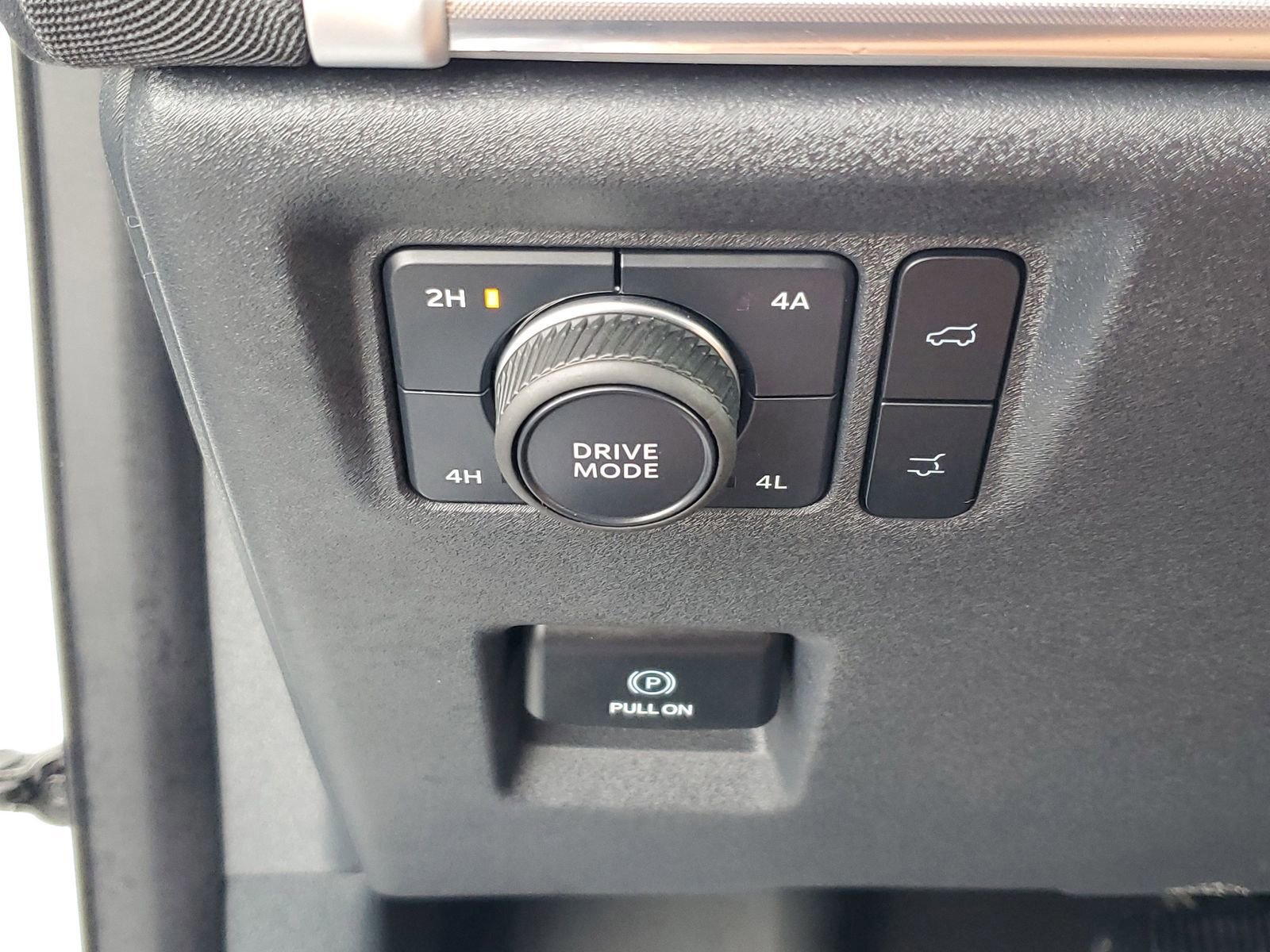 Certified 2025 Ford Expedition Max Platinum image 34