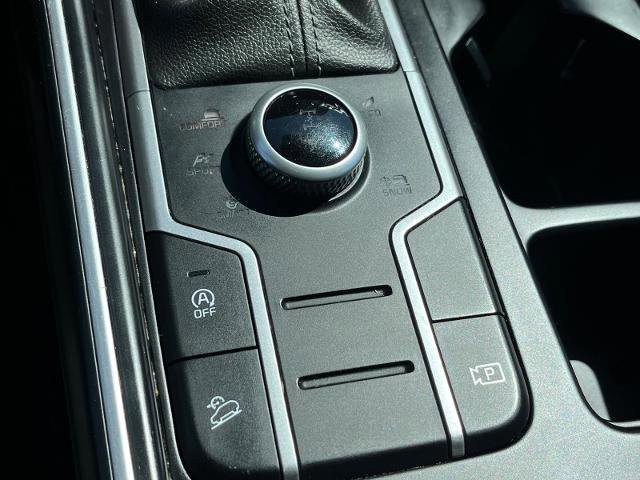 Used 2021 Kia Sorento LX image 12