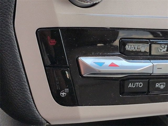 Certified 2024 Ford Explorer XLT w/ Equipment Group 202A image 21