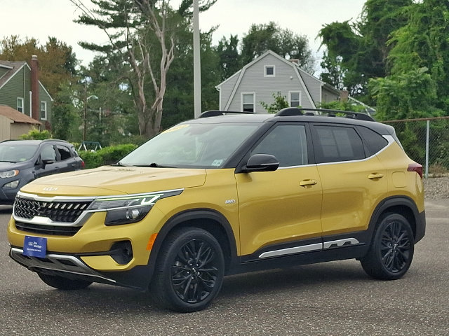 Used 2022 Kia Seltos Nightfall Edition AWD/4WD image 3