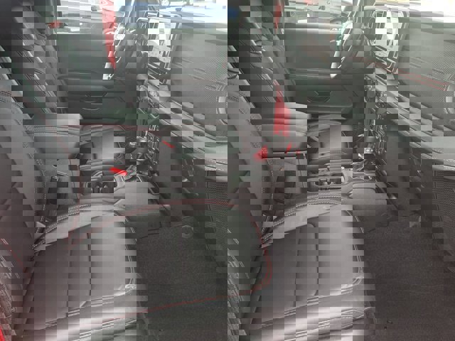 Used 2024 Jeep Wrangler Unlimited Rubicon w/ Technology Group image 38