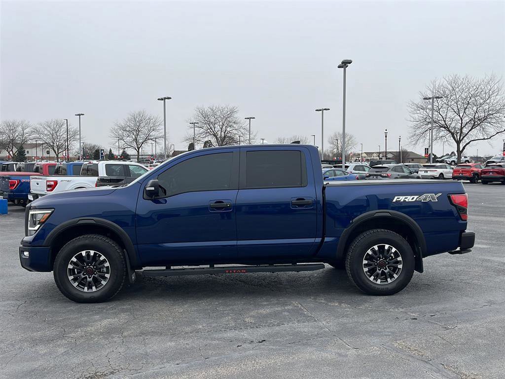 Used 2023 Nissan Titan PRO-4X w/ Pro-4x Convenience Package image 3