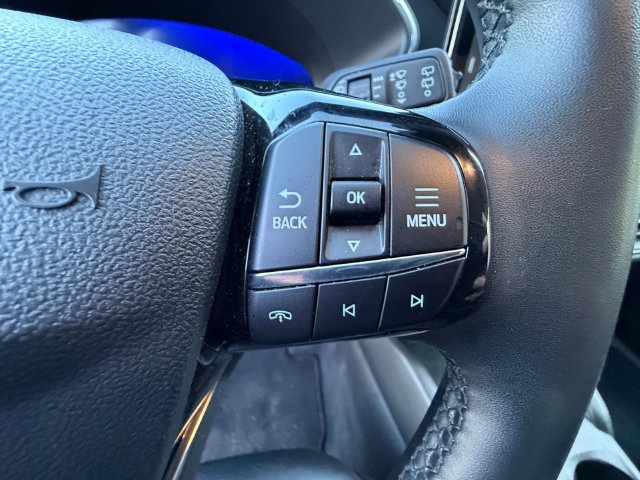 Certified 2025 Ford Escape Platinum AWD/4WD image 20