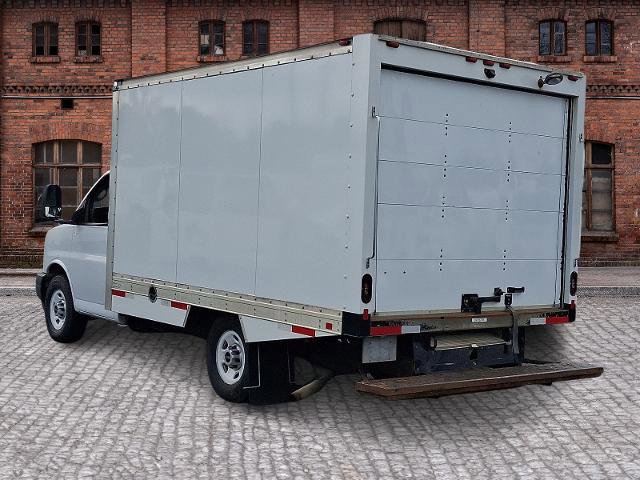 Used 2019 GMC Savana 3500 w/ Power Convenience Package image 4