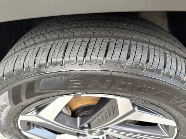 Used 2023 Hyundai Tucson Limited AWD/4WD image 16