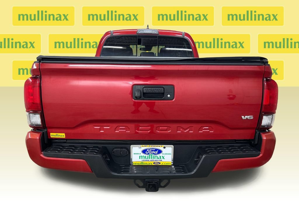 Used 2018 Toyota Tacoma TRD Sport RWD image 9