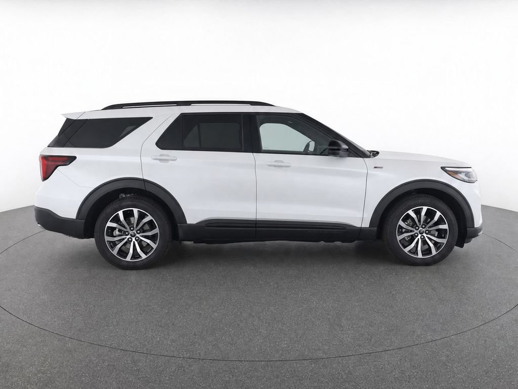 Certified 2026 Ford Explorer ST-Line AWD/4WD image 12