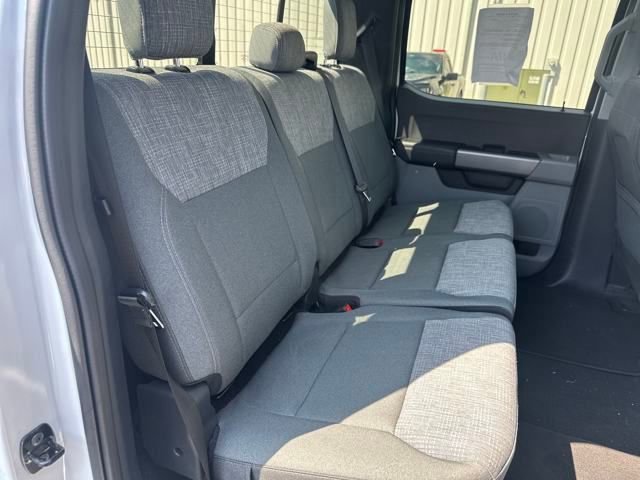 Certified 2024 Ford F250 XLT w/ Snow Plow Prep Package image 20