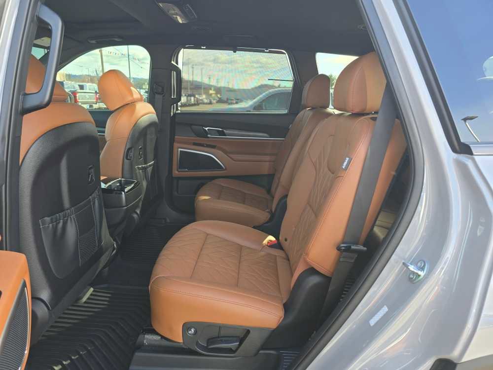 Used 2025 Kia Telluride EX X-Line image 17