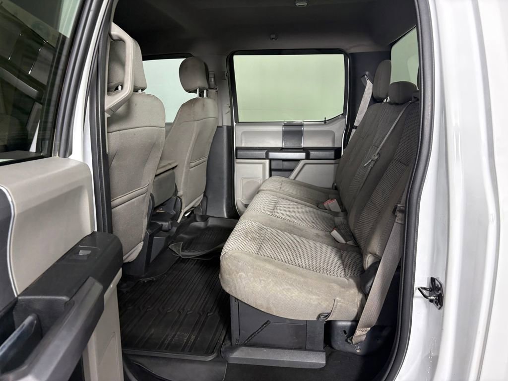 Certified 2019 Ford F250 XLT w/ Snow Plow Prep Package image 28