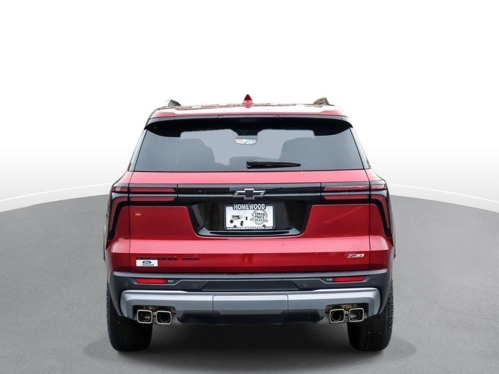 Used 2025 Chevrolet Traverse Z71 w/ Enhanced Driving Package image 4