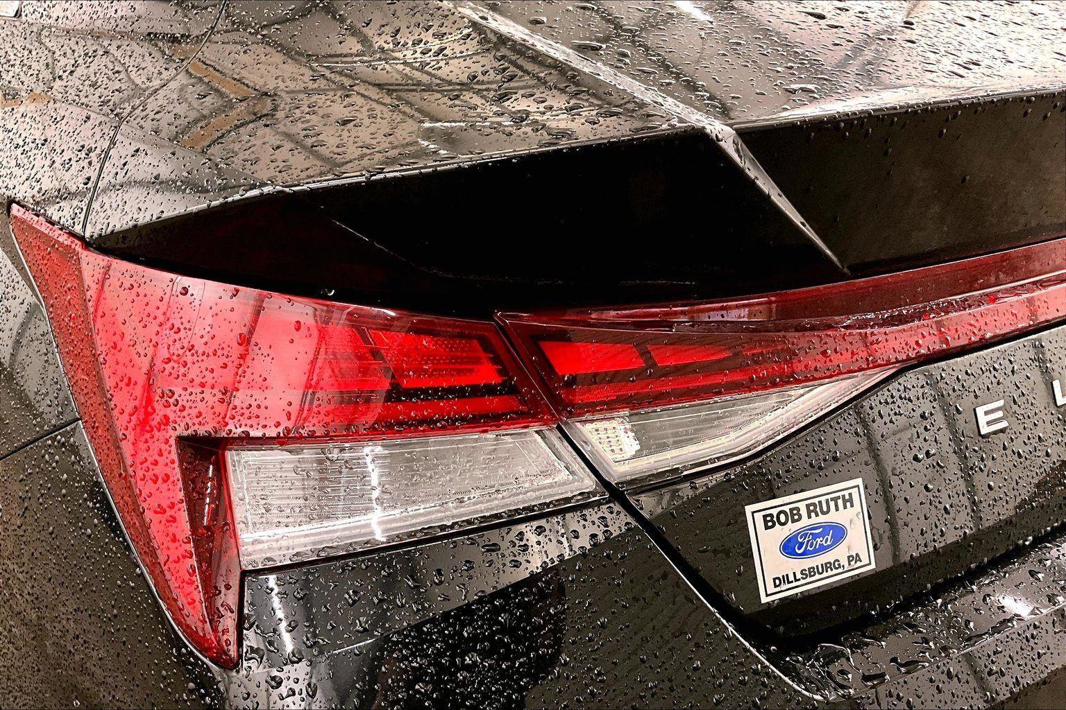 Used 2024 Hyundai Elantra SEL w/ Convenience Package image 28