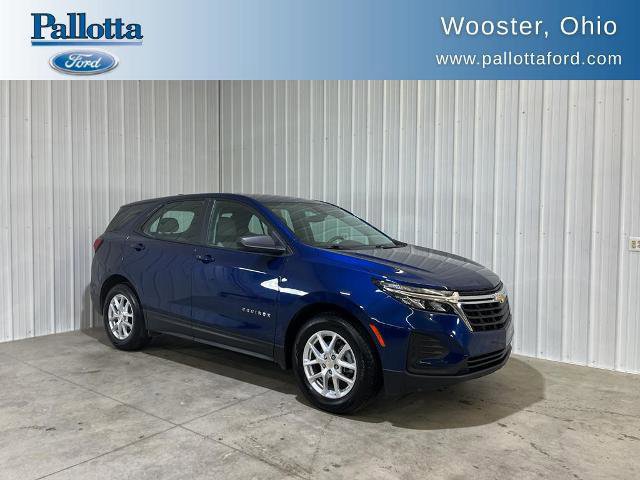 Used 2022 Chevrolet Equinox LS image 1