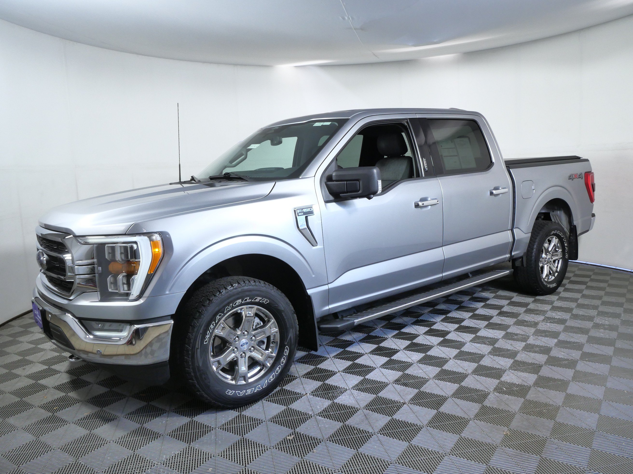 Certified 2021 Ford F150 XLT w/ Equipment Group 302A High AWD/4WD image 5
