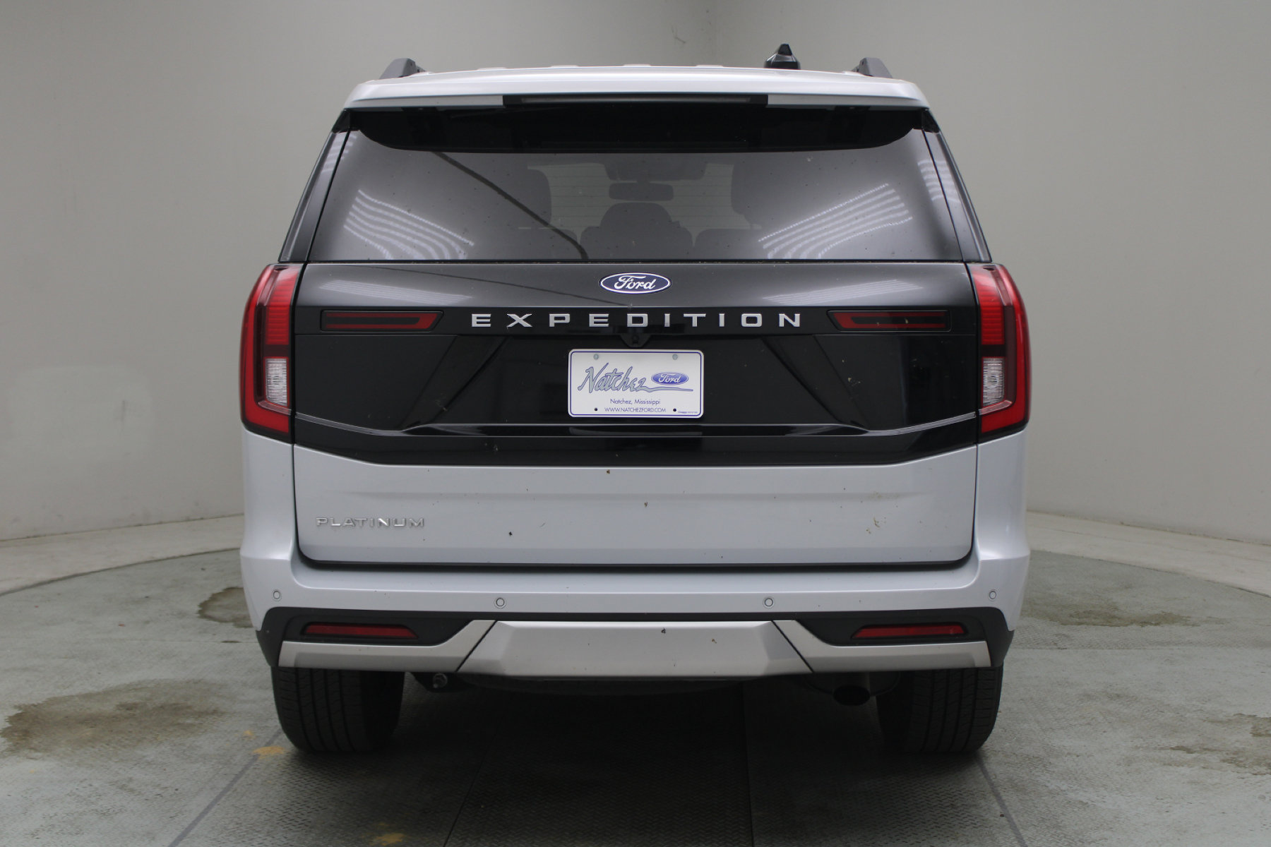 Certified 2025 Ford Expedition Platinum AWD/4WD image 26