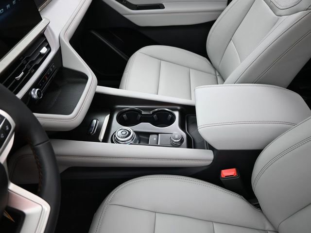 Certified 2025 Ford Explorer Active w/ Active Comfort Package image 24