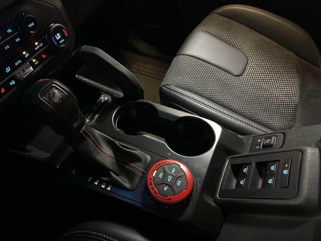 Certified 2025 Ford Bronco Raptor w/ Interior Carbon Fiber Pack AWD/4WD image 23