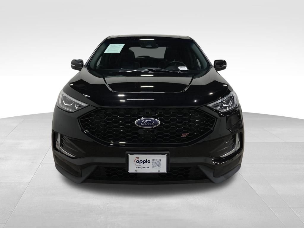 Certified 2022 Ford Edge ST w/ Equipment Group 401A image 8