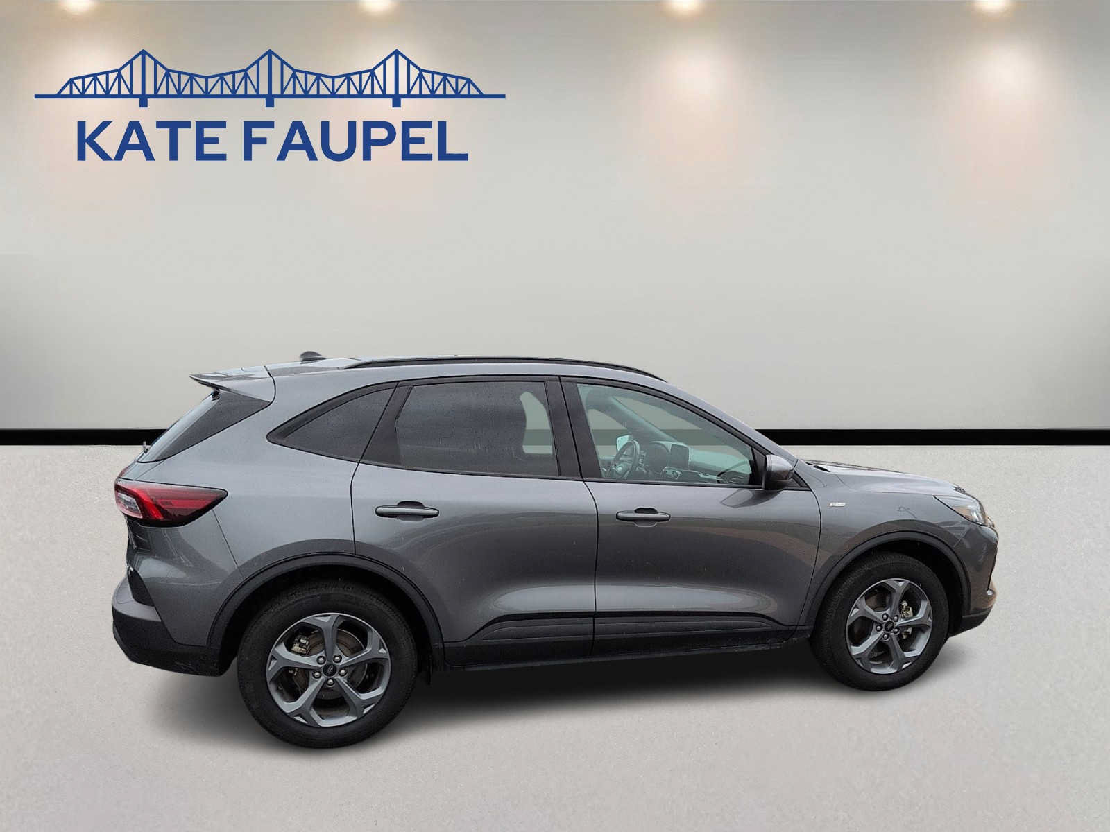 Certified 2025 Ford Escape ST-Line Select AWD/4WD image 8