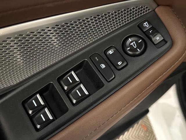 Used 2022 Acura MDX SH-AWD w/ Technology Package image 16