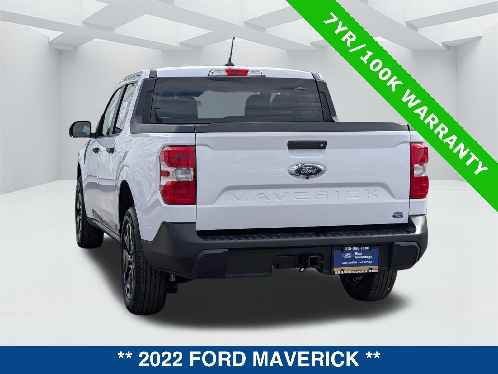 Certified 2022 Ford Maverick XL image 2