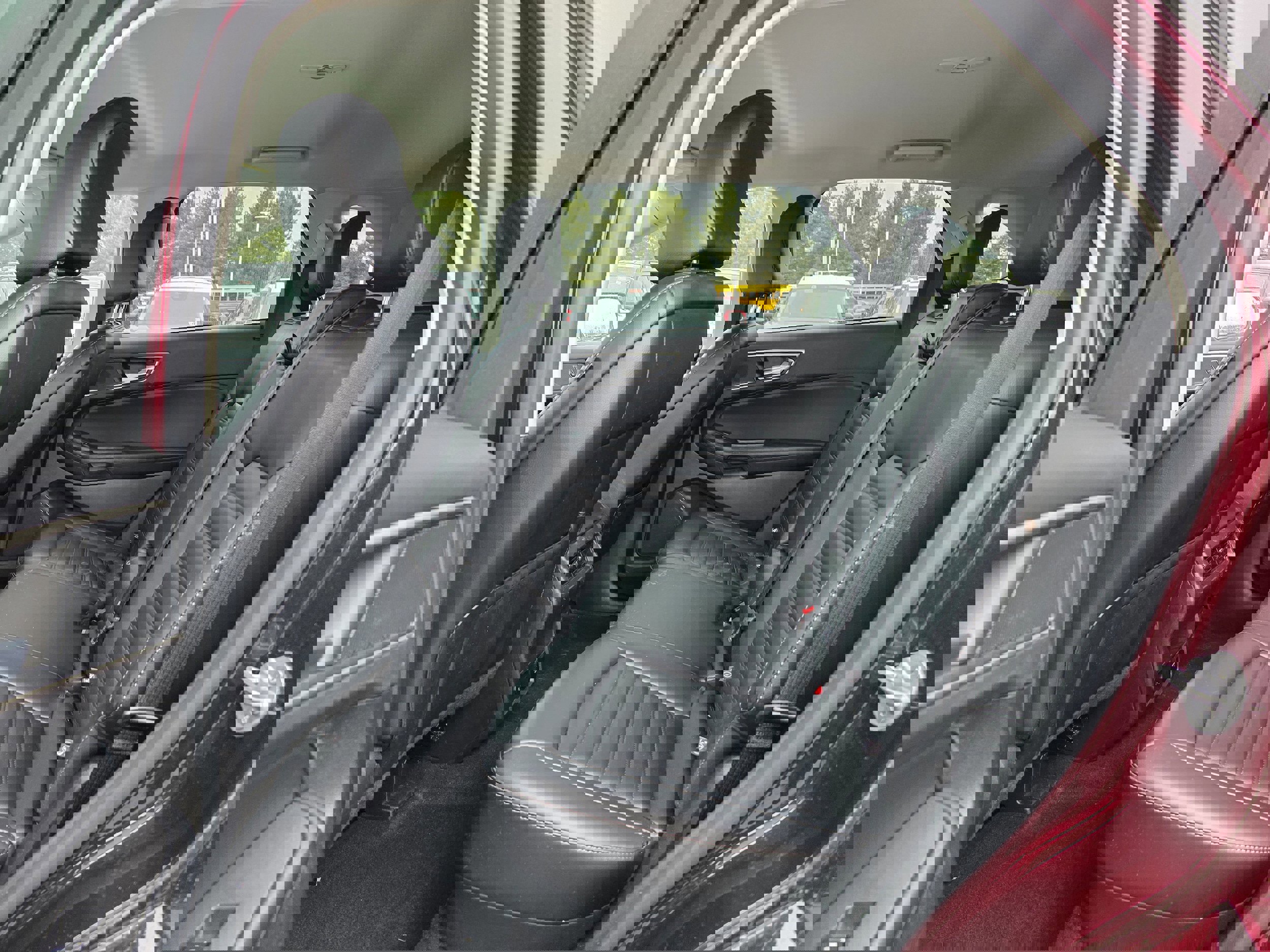 Certified 2022 Ford Edge SEL w/ Convenience Package image 10