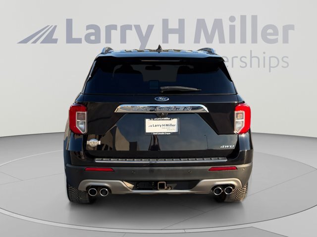 Certified 2022 Ford Explorer King Ranch w/ Class IV Trailer Tow Package AWD/4WD image 3