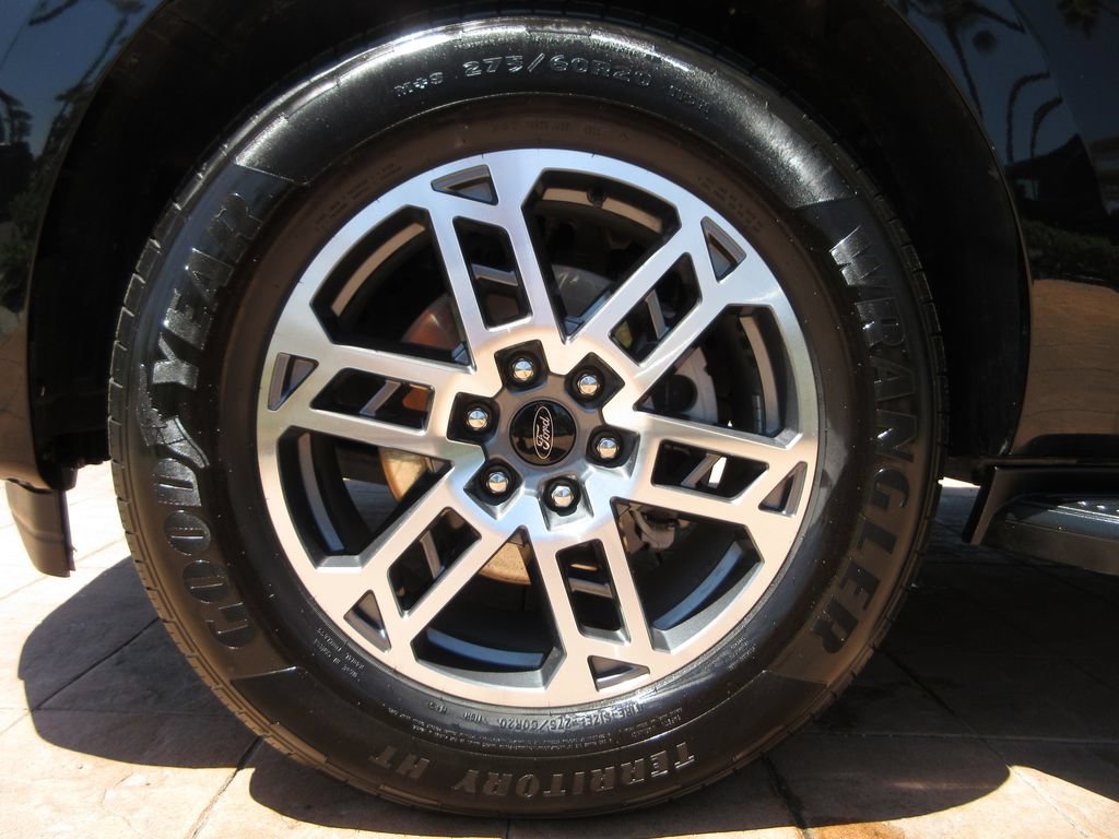 Certified 2025 Ford Expedition Max Active RWD image 8