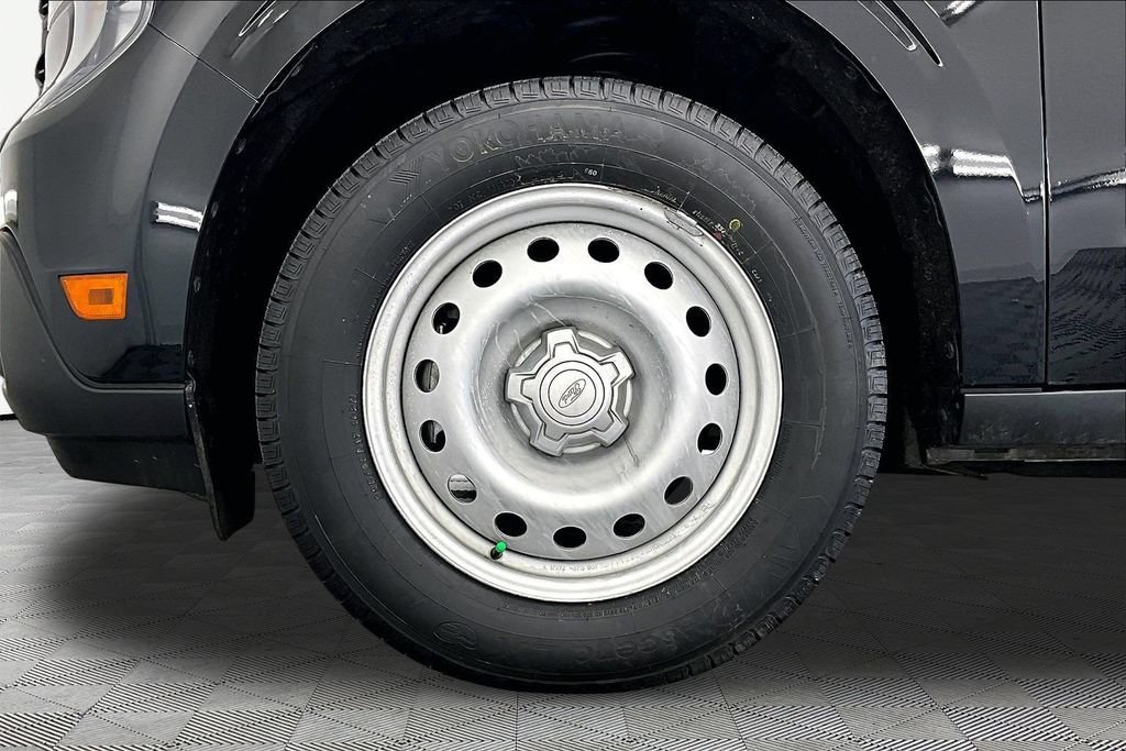 Certified 2025 Ford Maverick XL w/ Equipment Group 102A AWD/4WD image 9