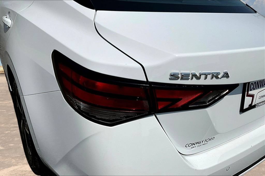 Used 2024 Nissan Sentra SV FWD image 25