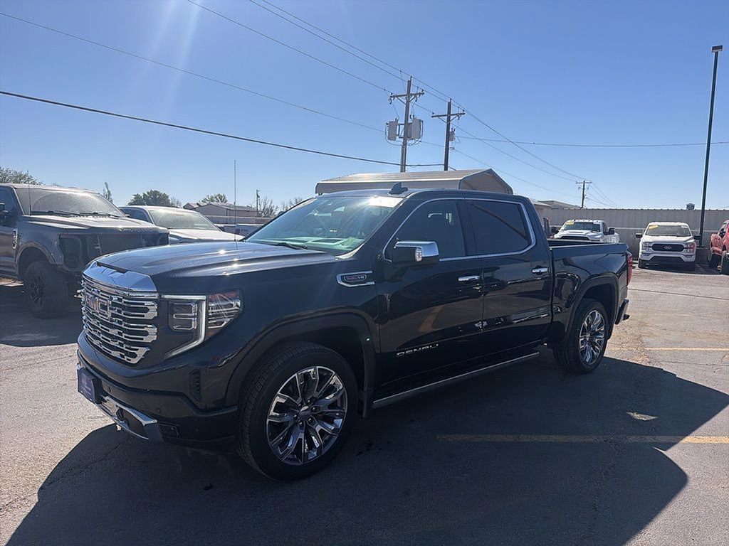 Used 2024 GMC Sierra 1500 Denali image 3