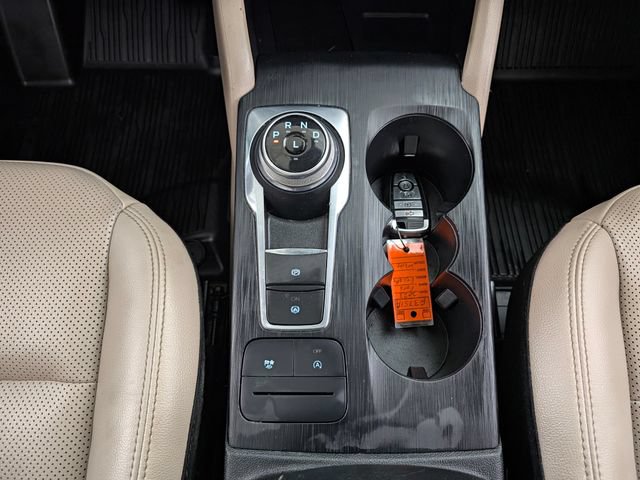 Certified 2022 Ford Escape SEL w/ Technology Package AWD/4WD image 29