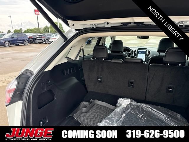 Certified 2024 Ford Edge Titanium w/ Equipment Group 301A AWD/4WD image 21
