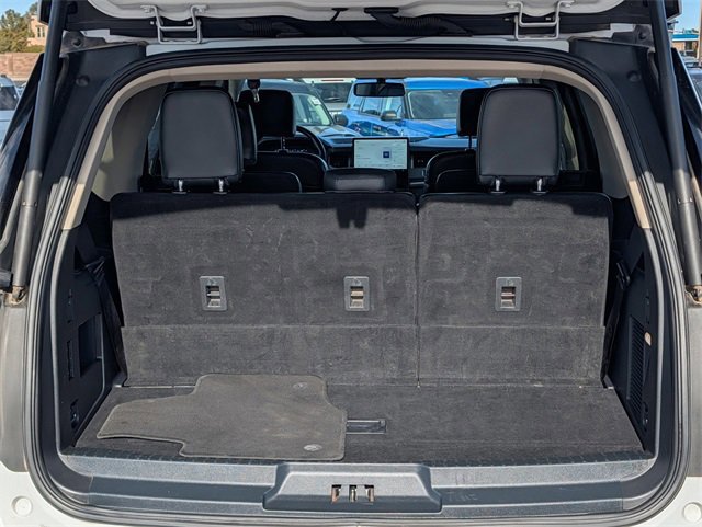 Certified 2024 Ford Expedition XLT image 25