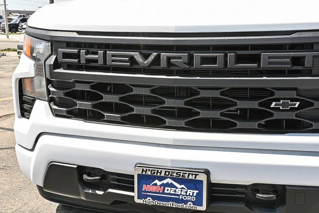 Used 2023 Chevrolet Silverado 1500 Custom w/ LPO, Dark Essentials Package RWD image 5