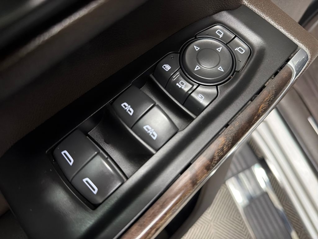 Used 2023 GMC Sierra 2500 Denali image 17