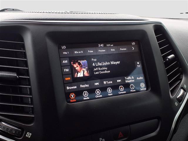 Used 2020 Jeep Cherokee Latitude Plus FWD image 5