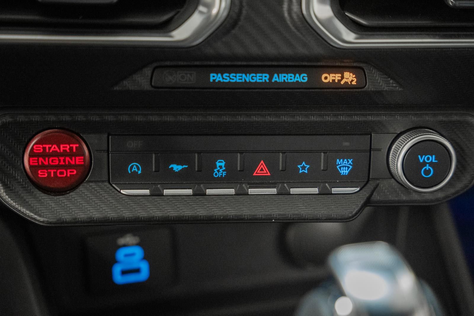 Certified 2025 Ford Mustang Premium w/ Wheel & Stripe Package image 29