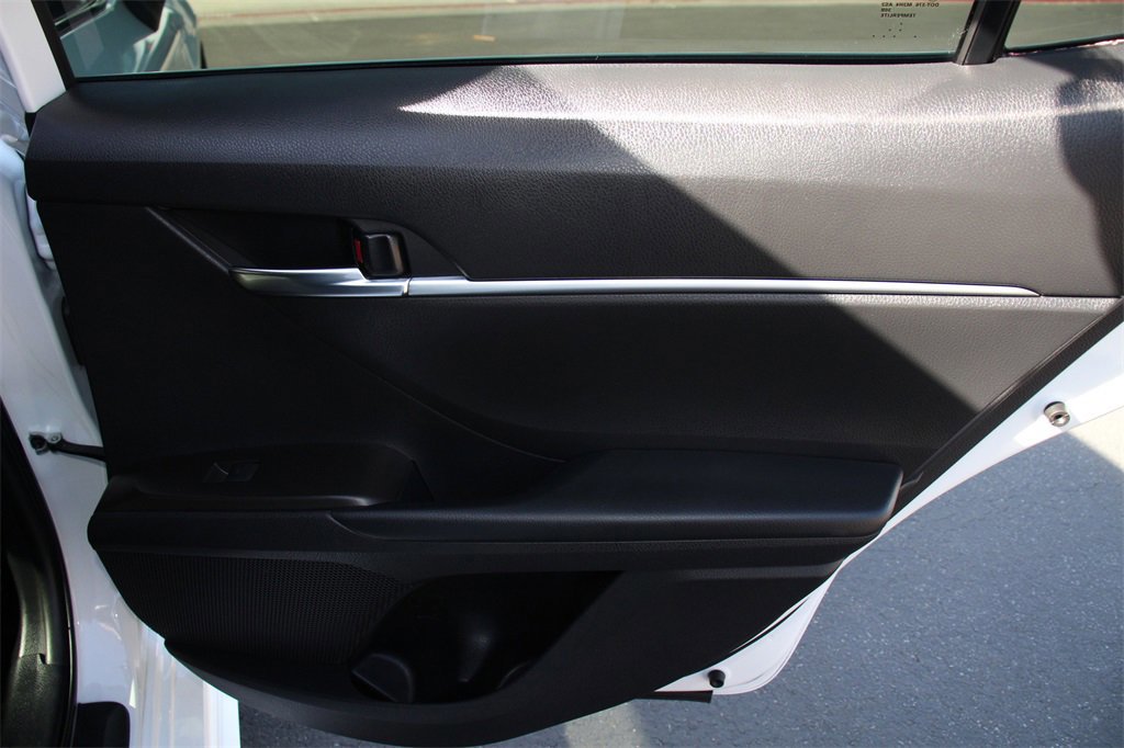 Used 2022 Toyota Camry SE w/ Convenience Package image 26