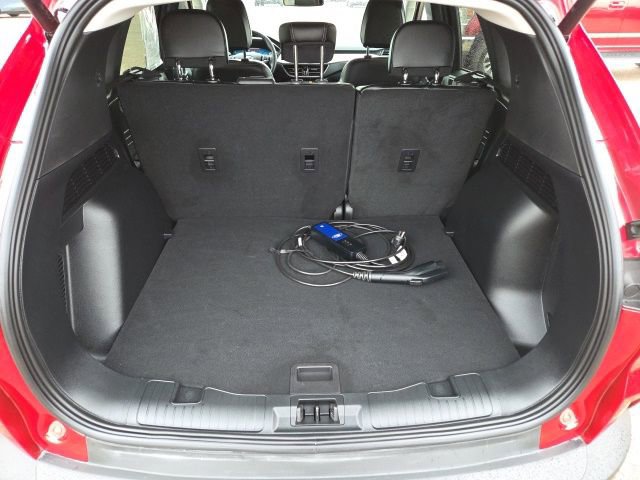 Certified 2025 Ford Escape SE w/ PHEV Premium Package FWD image 7