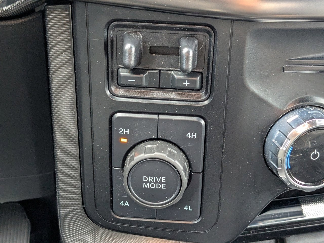 Certified 2023 Ford F150 Platinum image 27